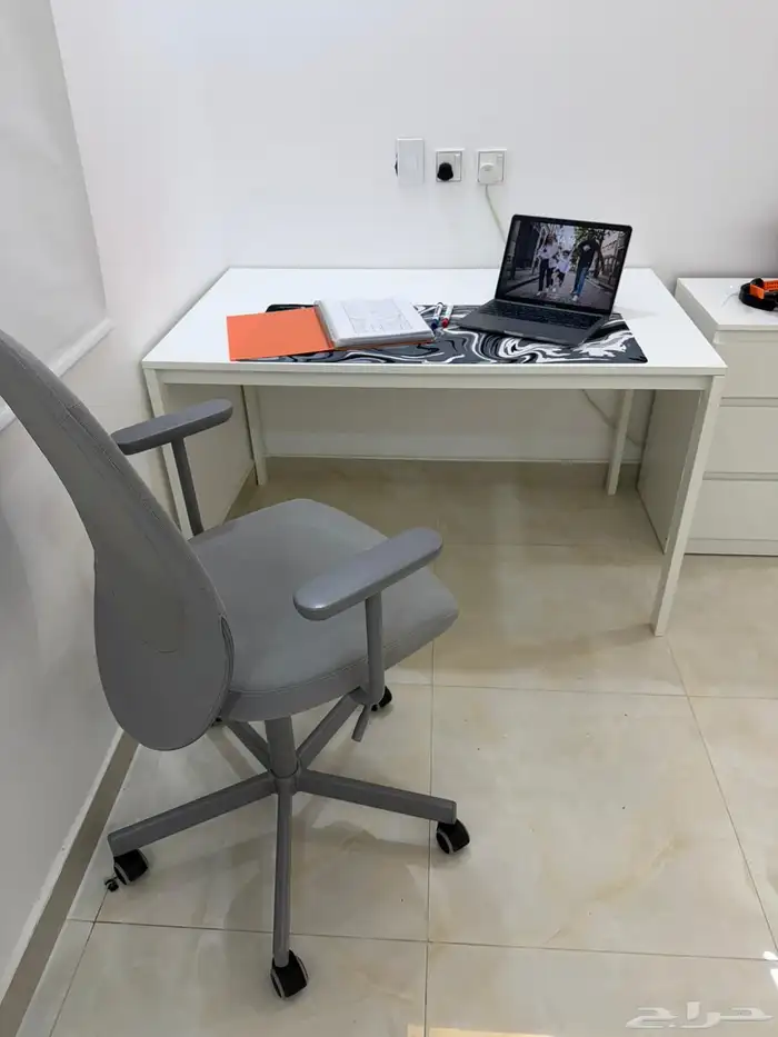 للبيع على السوم اثاث و اجهزة كهربائية 9