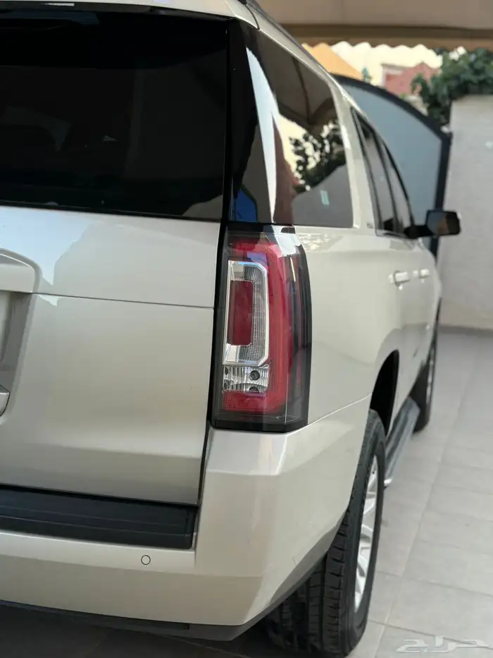 يوكن 2017 SLE مخزن ماشي 121 سعودي 6