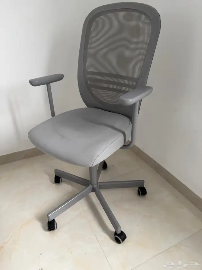 للبيع على السوم اثاث و اجهزة كهربائية 0