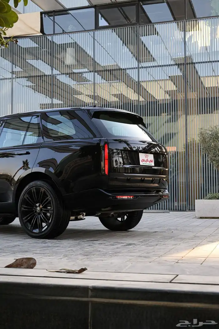 رنج روفر بلاك اديشن تاجير سيارات 3