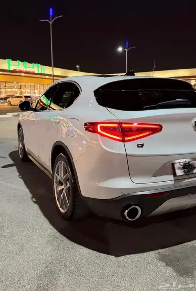 الفا روميو ستيلفيو index