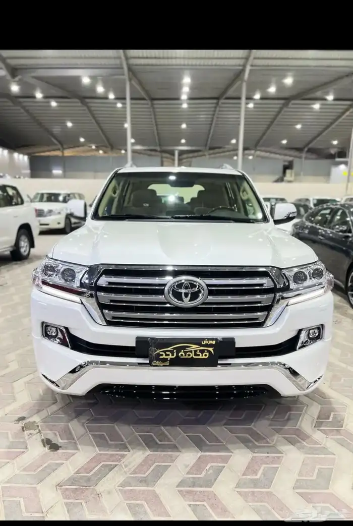 تويوتا لاندكروزر GXR 2017 فل كامل ماشي 258 الف 0