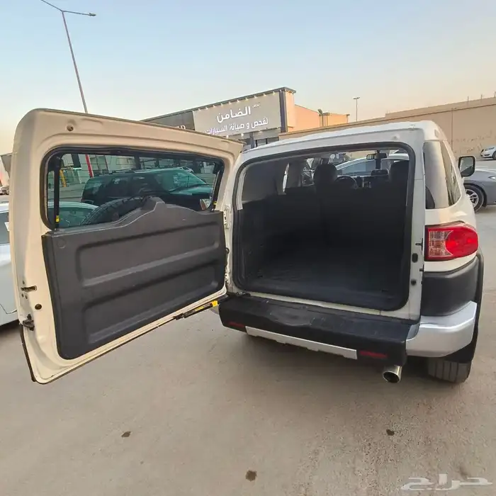 تويوتا اف جي موديل 2022 16