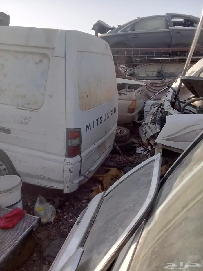 موستبيشي بضاعه موديل 2002 1