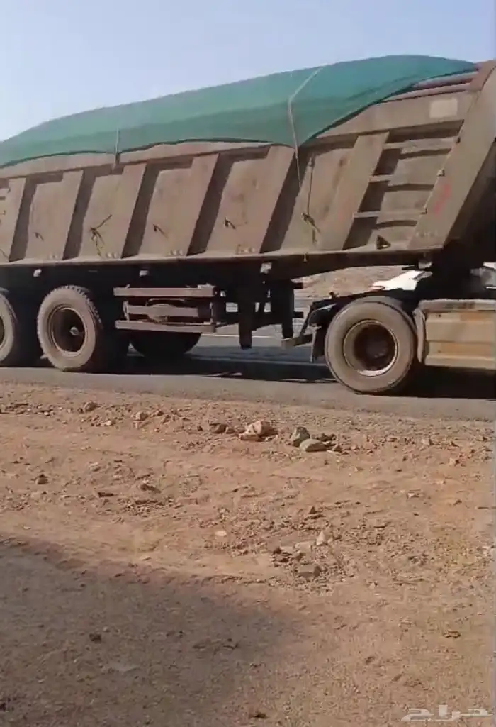 صندوق قلاب للبيع أو الايجار 0