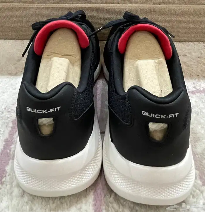 جزمة سكتشرز للبيع 2