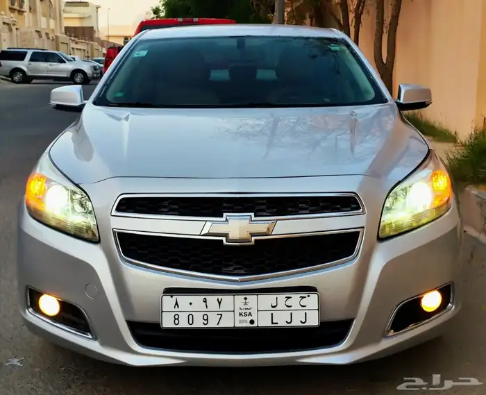 للبيع ماليبو وكاله ممشى قليل مخزنة بالهفوف 4 سلندر 35