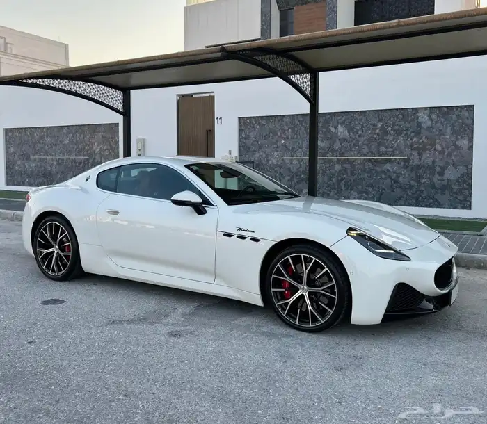 مازيراتي GranTurismo 2024 0