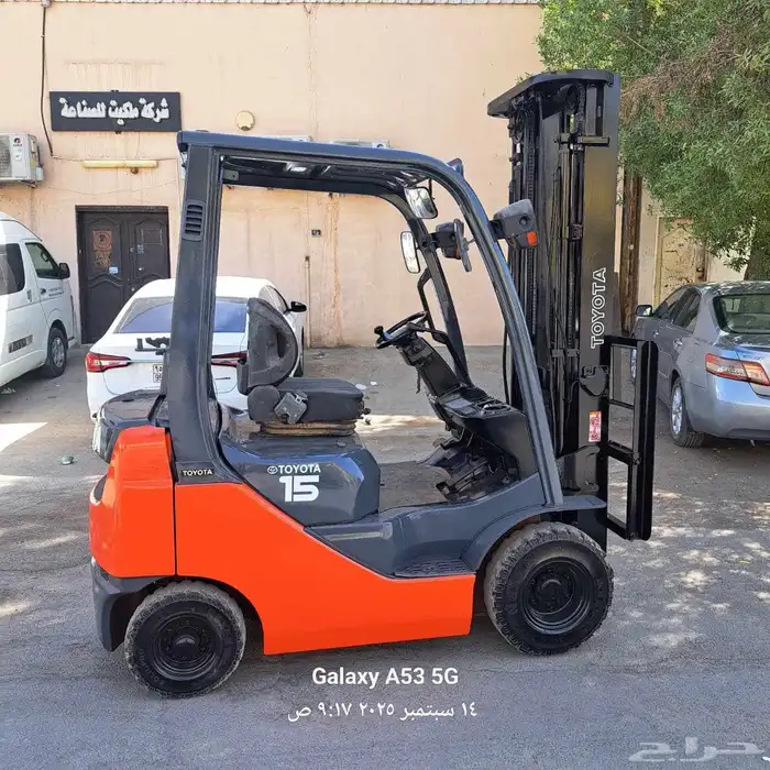 رافعه بنزين للايجار اوالبيع 3