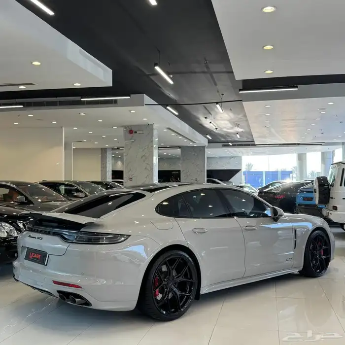 بورش باناميرا 2023 GTS 1