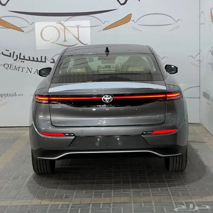 تويوتا كراون برستيج هايبرد موديل 2026 9