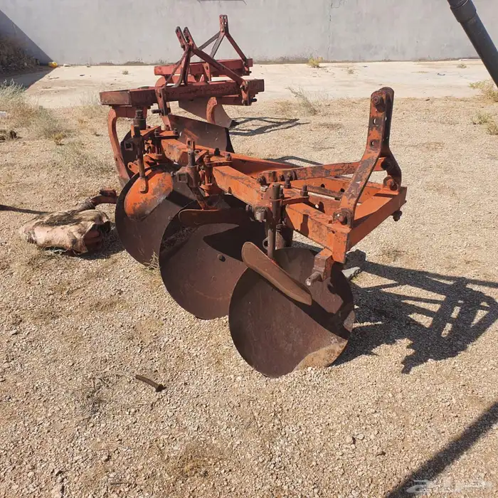 معدات زراعية حراثة 5