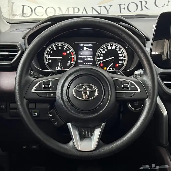 تويوتا اوربان كروز GL 11