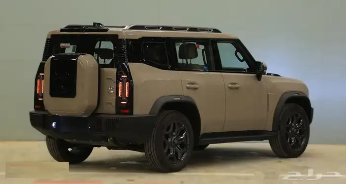 2026 JETOUR T2 LUXURY 2.0L XWD PETROL A T . 8