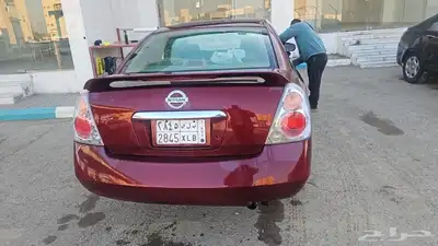 سيارة التيما 2005 index