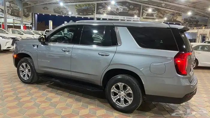 يوكن 2023 قصير دبل ثلاجه وارد الجميح بحالة الوكالة 3