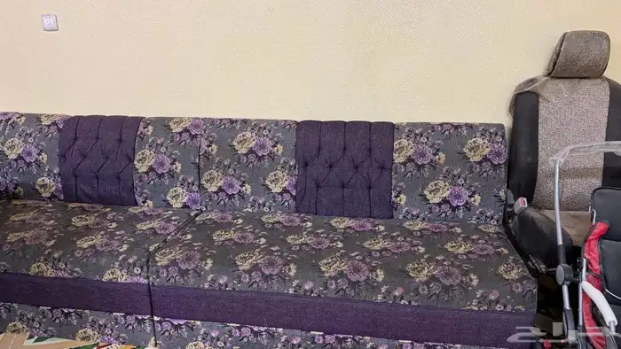 كنب مستعمل نظيف للبيع صالة 4 3 معه فرشة وستارة 0