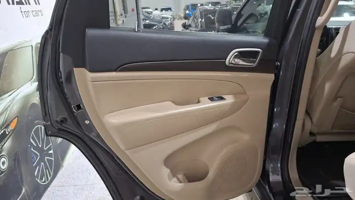 جيب شيروكي 2018 مستعملة مفحوصة مضمونه مصينة 6