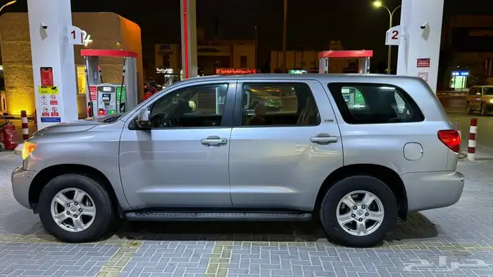 تايوتا سكويا 2014 7