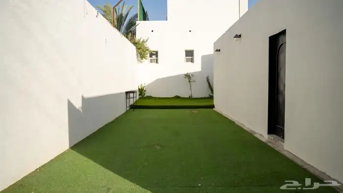 قسمين مع ملعب كوره للإيجار السنوي 6