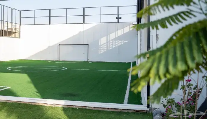 قسمين مع ملعب كوره للإيجار السنوي 21