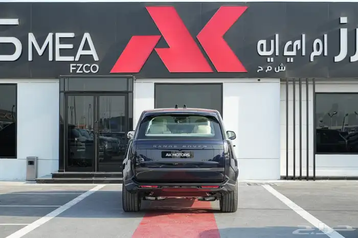 2025 Range Rover Autobiography V6 جديد اصفار 4