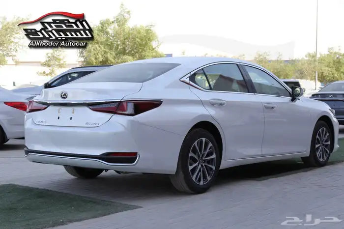 لكزس اي اس 250 اكثر من لون 2025 2