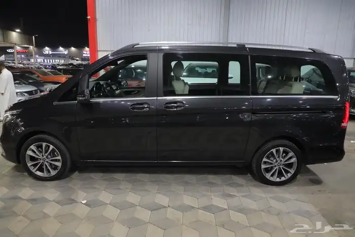 مرسيدس V250 جفالي 2023 على الضمان 5