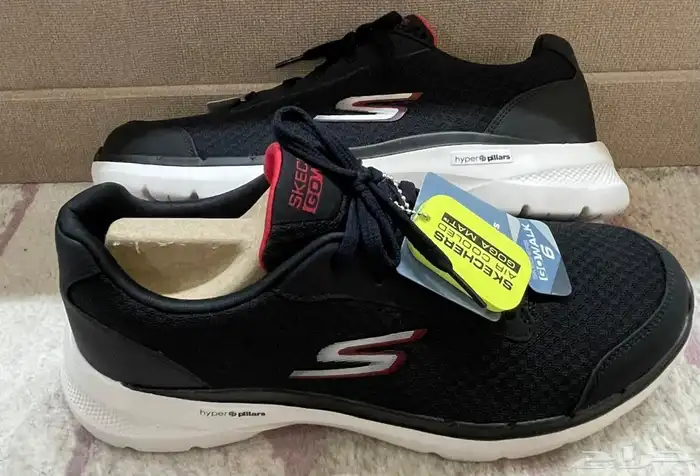 جزمة سكتشرز للبيع 0