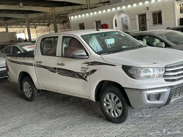 تويوتا هايلوكس ديزل غمارتين GL بدون دبل موديل 2025 كاش وتقسي 0