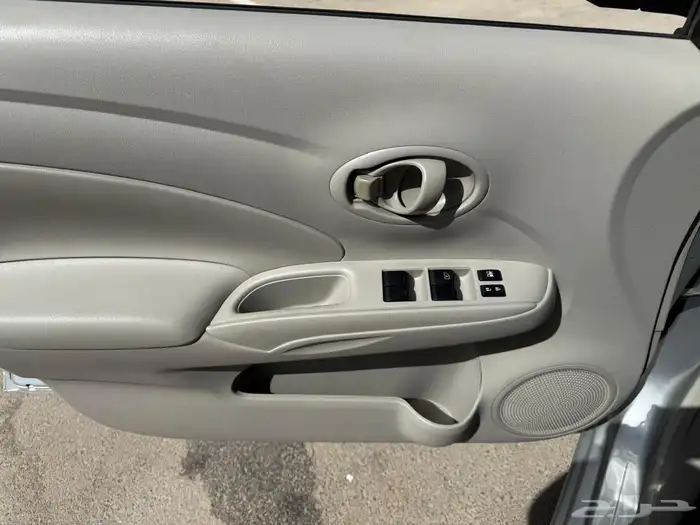 نوع السيارة نيسان صني 7