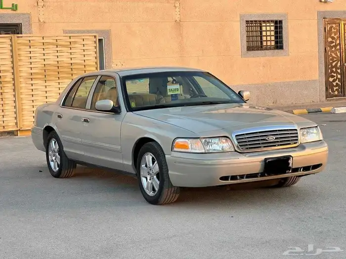 فورد فكتوريا سعودي 2010 2