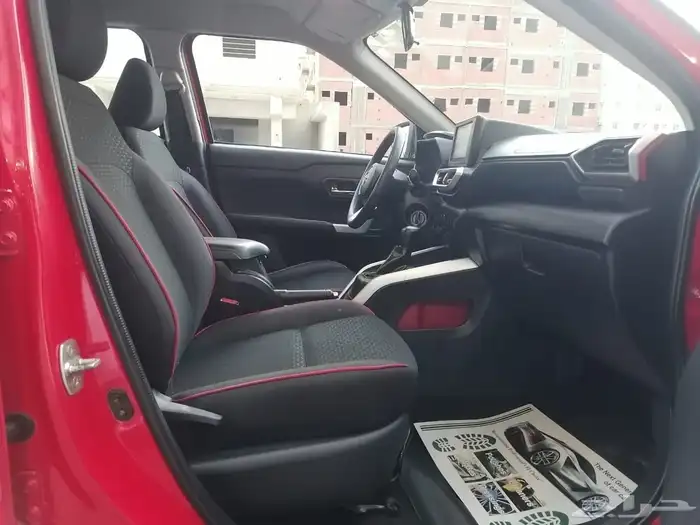 للبيع تويوتا رايز الموديل 2023 بحالة ممتازة جدا 19