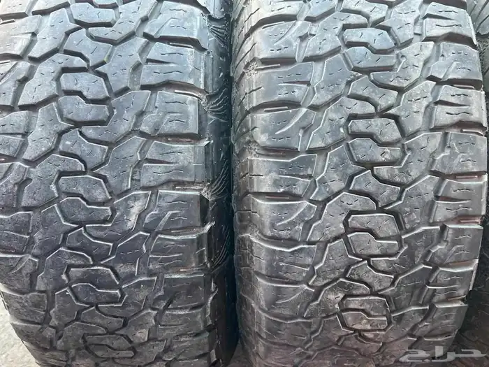 جنوط جالسين نيكل مع كفرات بلاك.بير مقاس 17 تاريخ 24 9