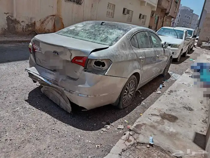 سياره كيا كادينزا 2012 مصدومه للبيع 1
