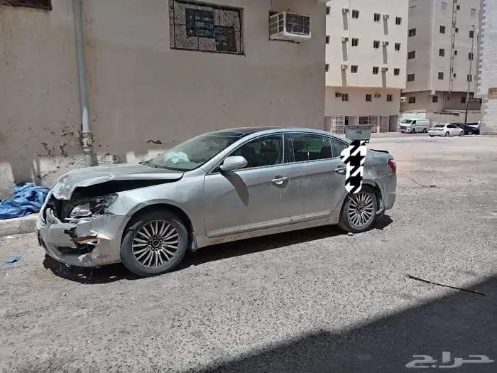 سياره كيا كادينزا 2012 مصدومه للبيع 0