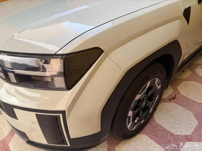 هيونداي سنتافي موديل 2024 أبيض لؤلؤي 5