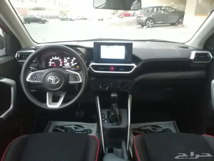 للبيع تويوتا رايز الموديل 2023 بحالة ممتازة جدا 16