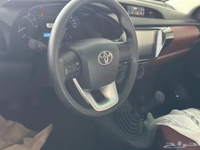 تويوتا هايلوكس ديزل غمارتين GL بدون دبل موديل 2025 كاش وتقسي 7