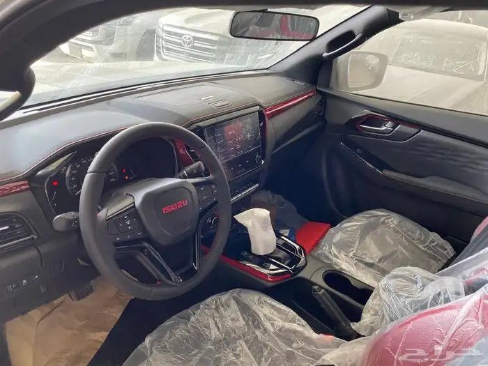 ايسوزو ديماكس غمارتين ديزل GT 2026 8