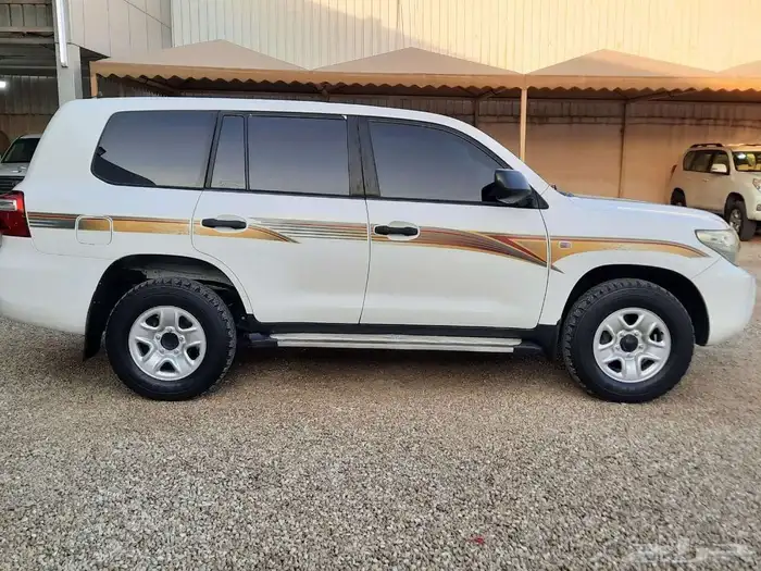 تويوتا جي 2011 قير عادي 4