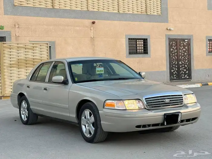 فورد فكتوريا سعودي 2010 12