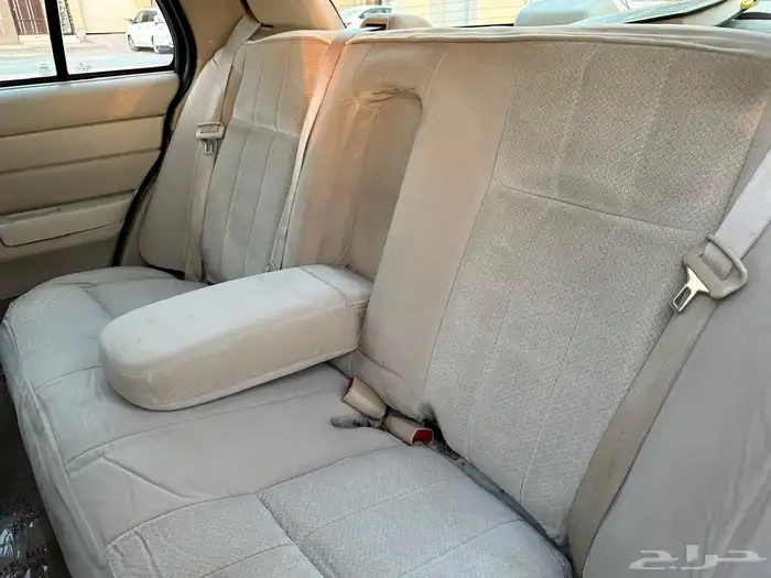 فورد فكتوريا سعودي 2010 24