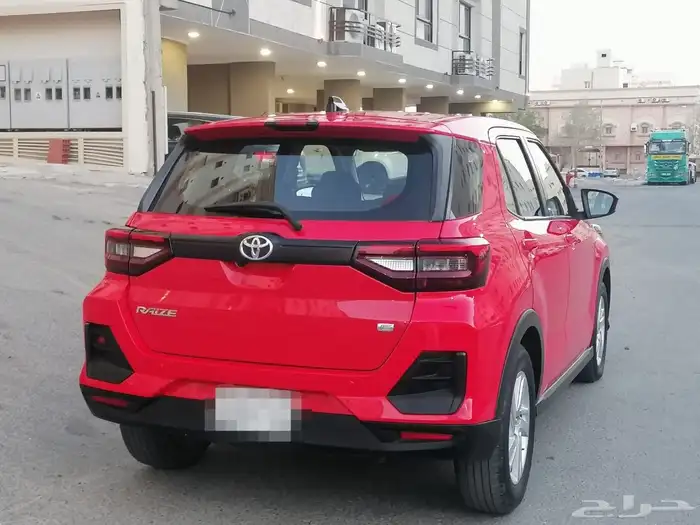 للبيع تويوتا رايز الموديل 2023 بحالة ممتازة جدا 11