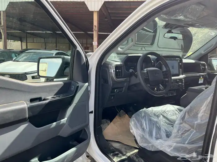 فورد F150 2024 XL محرك 8سلندر 4