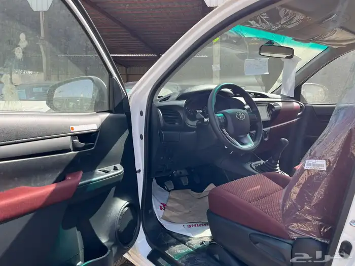 تويوتا هايلوكس 2025 GL ديزل 2.4 4