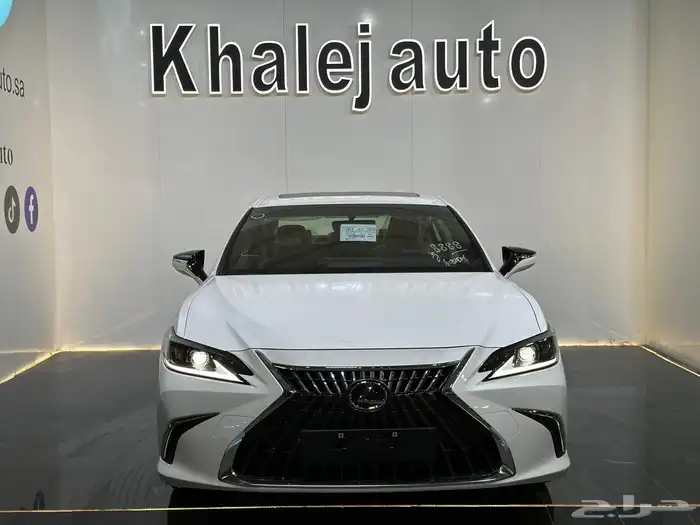 لكزس Es 250 بنزين 2025 7