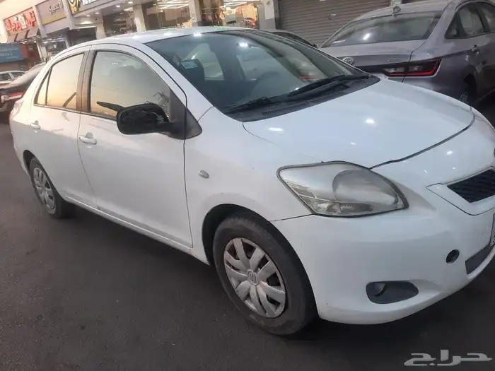 يارس 2010 قير عادي 1