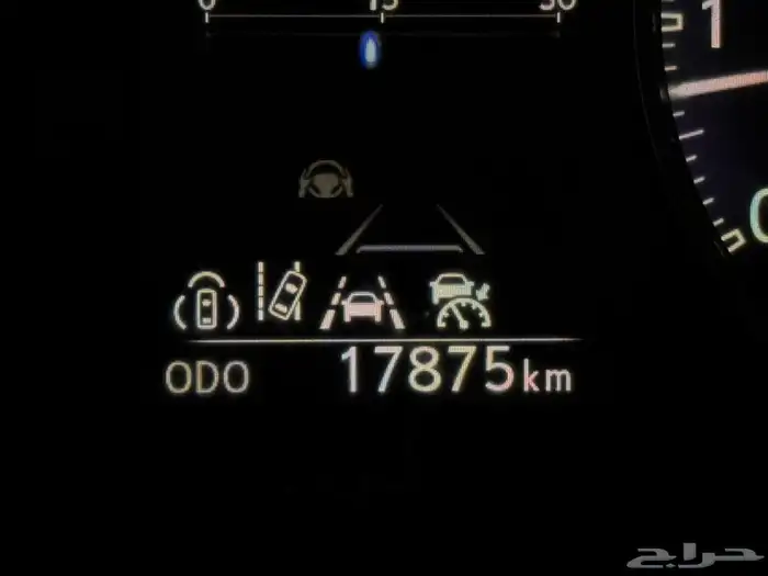 لكزس ار اكس بنزين مديل 2024 كندي عداد 18700 الف كيلو 5