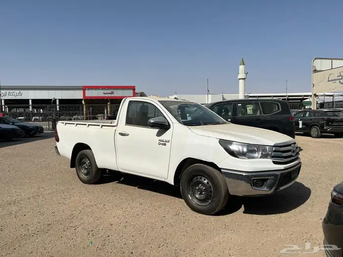 تويوتا هايلوكس 2025 GL ديزل 2.4 1